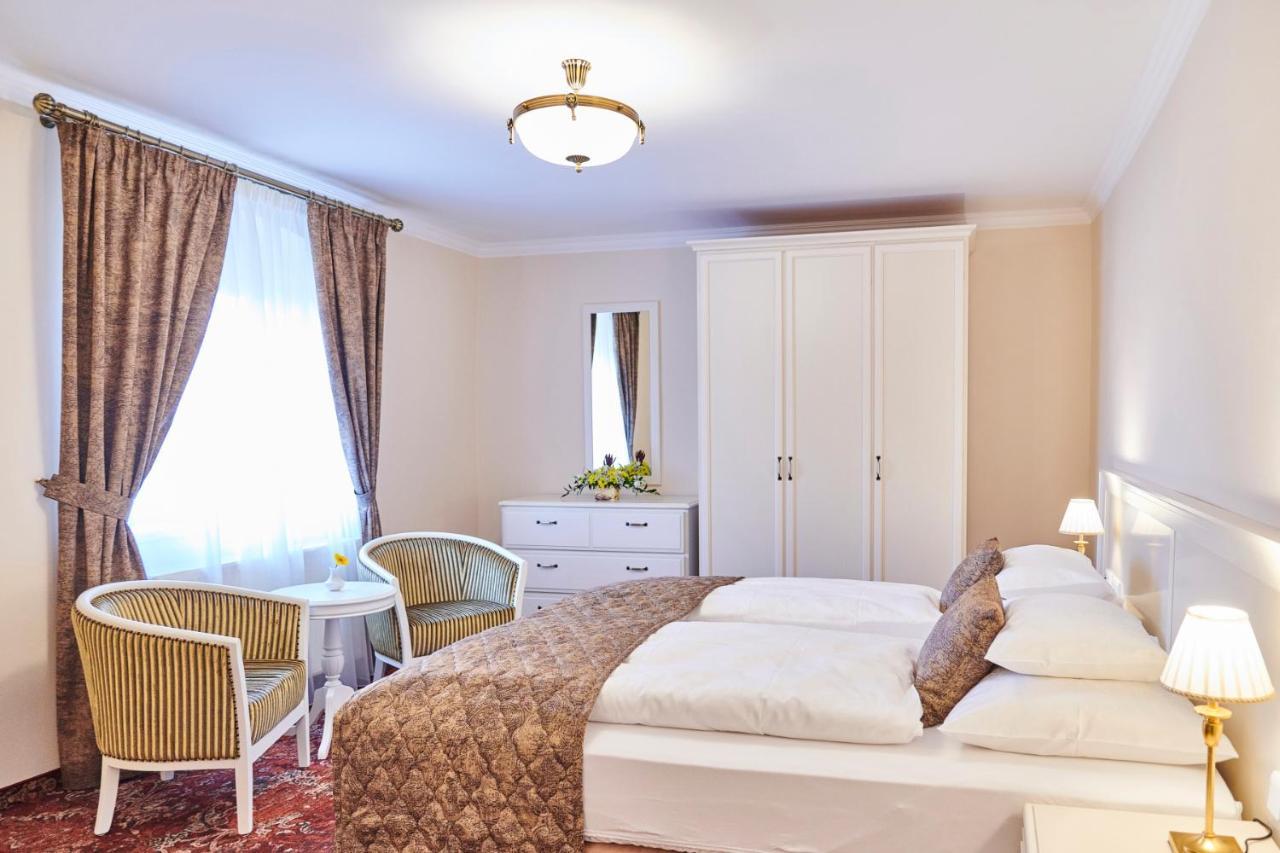 Spa Hotel Centrum Frantiskovy Lazne Luaran gambar